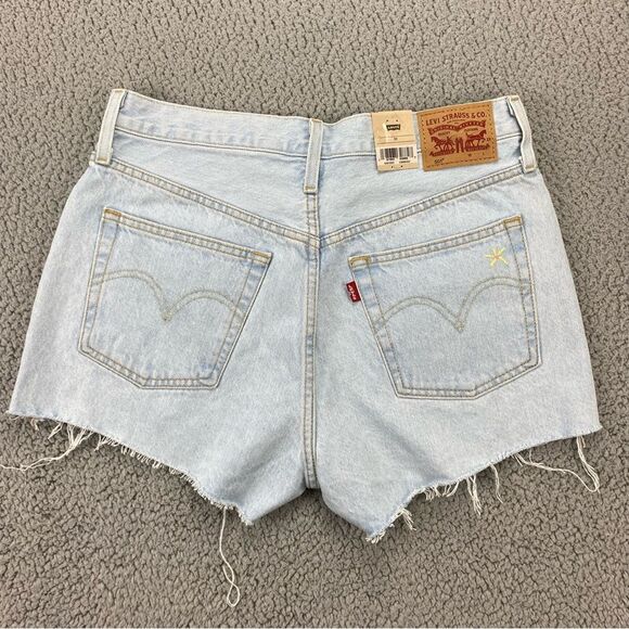 Levi's 501 Original Fit Hi-Rise Embroidered Blossom Garden Women Short  Size: 30 - Picture 6 of 15